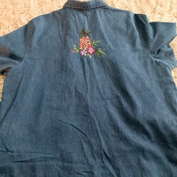 Victoria Jones | Denim Chambray Button Down Shirt - Picture 7 of 11